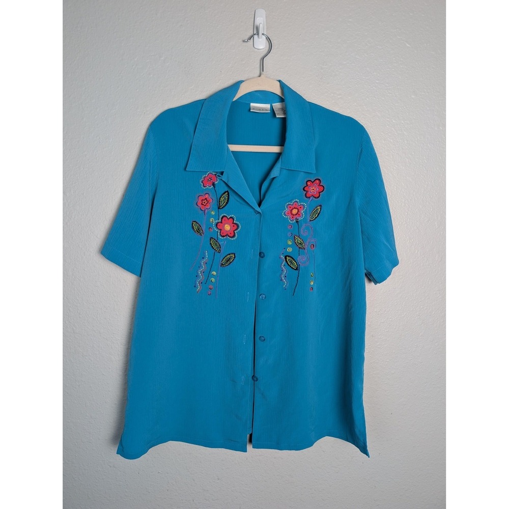 Koret Button-Up Womens M Blue Embroidered Floral Short Sleeve Collared Shirt